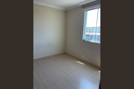 Foto 02 de apartamento à venda com 3 quartos, 75m² em Parque Turistas, Belo Horizonte