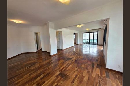 Apartamento à venda com 192m², 3 quartos e 3 vagas