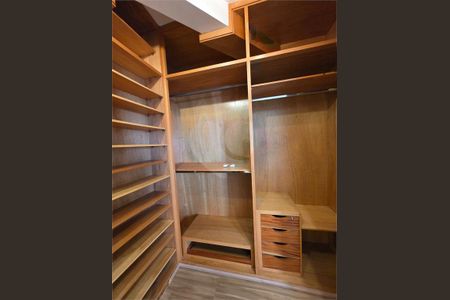 Apartamento à venda com 192m², 3 quartos e 3 vagas