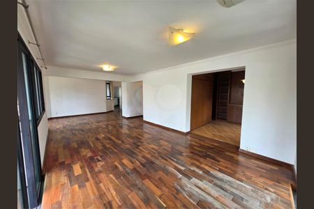 Apartamento à venda com 192m², 3 quartos e 3 vagas