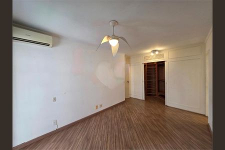 Apartamento à venda com 192m², 3 quartos e 3 vagas