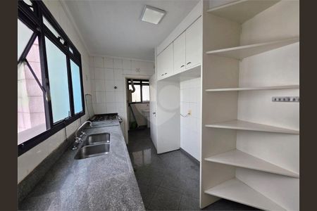 Apartamento à venda com 192m², 3 quartos e 3 vagas