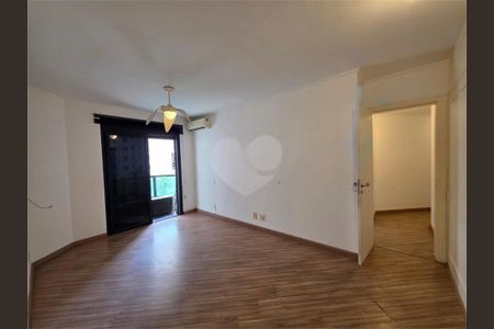 Apartamento à venda com 192m², 3 quartos e 3 vagas