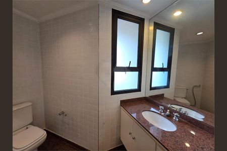 Apartamento à venda com 192m², 3 quartos e 3 vagas
