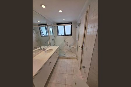 Apartamento à venda com 192m², 3 quartos e 3 vagas