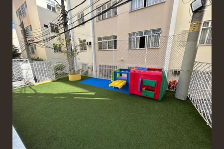 Apartamento à venda com 48m², 2 quartos e sem vagaÁrea comum - Playground