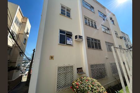 Apartamento à venda com 48m², 2 quartos e sem vagaFachada + placa