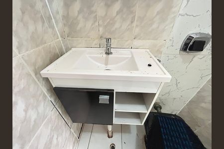 Apartamento à venda com 48m², 2 quartos e sem vagaBanheiro