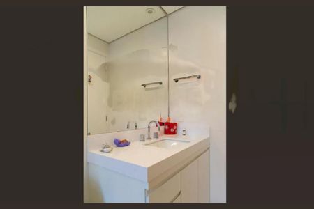Apartamento à venda com 147m², 3 quartos e 3 vagas