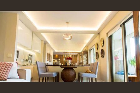 Apartamento à venda com 147m², 3 quartos e 3 vagas