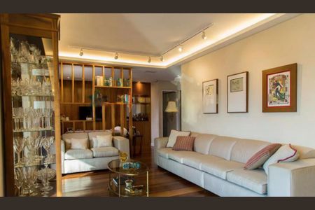 Apartamento à venda com 147m², 3 quartos e 3 vagas