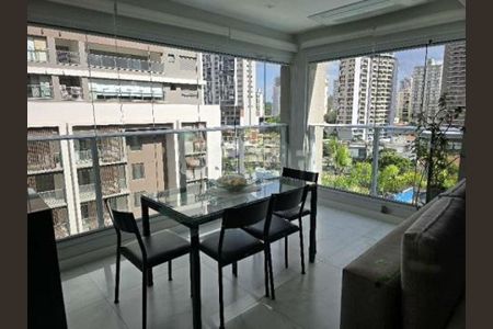 Apartamento à venda com 2 quartos, 102m² em Jardim das Acacias, São Paulo