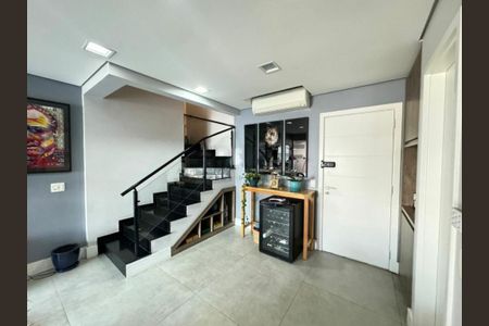 Apartamento à venda com 2 quartos, 105m² em Vila Cordeiro, São Paulo