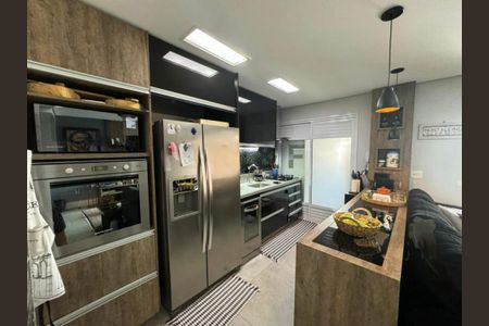 Apartamento à venda com 2 quartos, 105m² em Vila Cordeiro, São Paulo