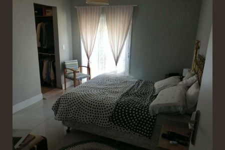 Casa à venda com 4 quartos, 140m² em Campo Belo, São Paulo