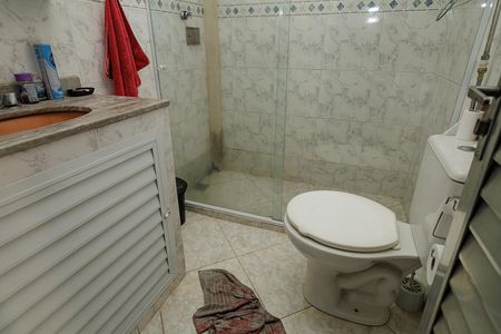 Casa à venda com 450m², 5 quartos e 1 vaga Casa à venda com 450m², 5 quartos e 1 vagaBanheiro