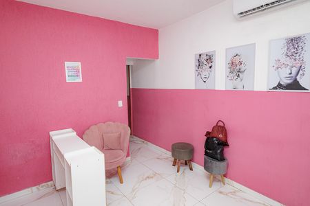 Casa à venda com 450m², 5 quartos e 1 vaga Casa à venda com 450m², 5 quartos e 1 vagaAnexo salão 2 Ambiente