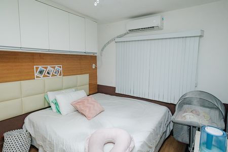 Casa à venda com 450m², 5 quartos e 1 vaga Casa à venda com 450m², 5 quartos e 1 vagaQuarto 1