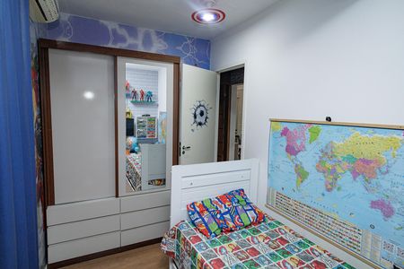 Casa à venda com 450m², 5 quartos e 1 vaga Casa à venda com 450m², 5 quartos e 1 vagaQuarto 2