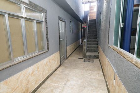 Casa à venda com 450m², 5 quartos e 1 vaga Casa à venda com 450m², 5 quartos e 1 vagaCorredor externo