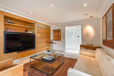 Apartamento à venda com 3 quartos, 107m² em Indianópolis, São Paulo