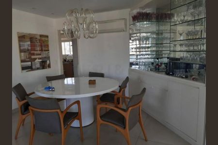 Apartamento à venda com 3 quartos, 158m² em Indianópolis, São Paulo