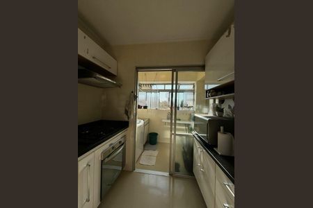 Apartamento à venda com 70m², 2 quartos e 1 vaga