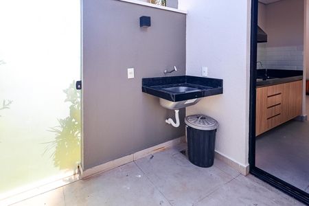 Casa de condomínio para alugar com 100m², 3 quartos e 1 vaga Casa de condomínio para alugar com 100m², 3 quartos e 1 vagaÁrea de Serviço