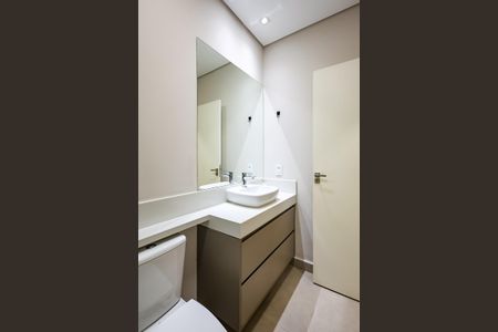 Casa de condomínio para alugar com 100m², 3 quartos e 1 vaga Casa de condomínio para alugar com 100m², 3 quartos e 1 vagaBanheiro da Suíte