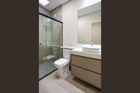 Casa de condomínio para alugar com 100m², 3 quartos e 1 vaga Casa de condomínio para alugar com 100m², 3 quartos e 1 vagaBanheiro da Suíte