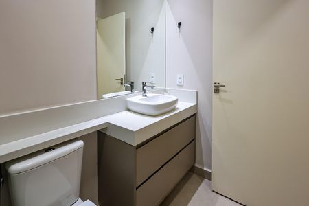 Casa de condomínio para alugar com 100m², 3 quartos e 1 vaga Casa de condomínio para alugar com 100m², 3 quartos e 1 vagaBanheiro da Suíte