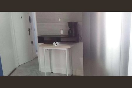 Apartamento à venda com 40m², 1 quarto e sem vaga