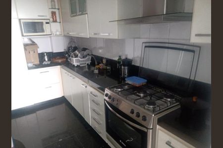 Apartamento à venda com 220m², 4 quartos e 4 vagas