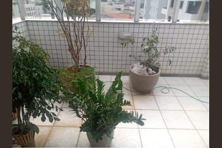 Apartamento à venda com 220m², 4 quartos e 4 vagas