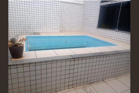 Apartamento à venda com 220m², 4 quartos e 4 vagas