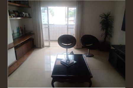 Apartamento à venda com 220m², 4 quartos e 4 vagas