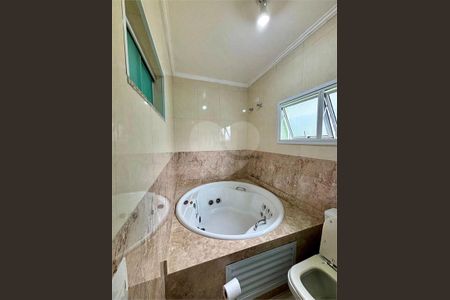Casa à venda com 6 quartos, 260m² em Vila Galvão, Guarulhos