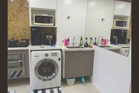 Apartamento à venda com 80m², 2 quartos e 1 vaga Apartamento à venda com 80m², 2 quartos e 1 vagaÁrea de serviço