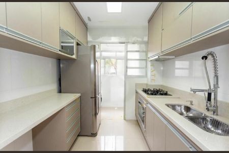 Apartamento à venda com 65m², 2 quartos e 1 vaga