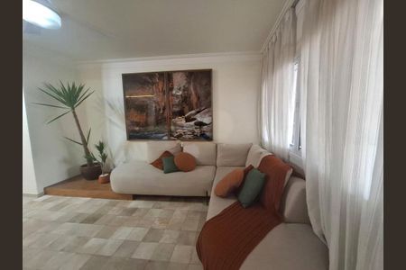 Casa à venda com 3 quartos, 131m² em Vila Isa, São Paulo