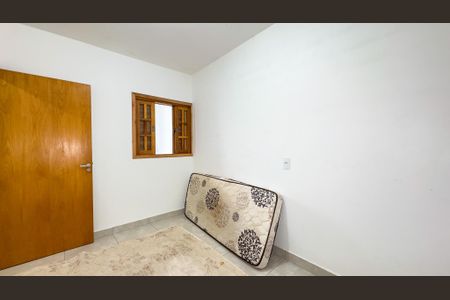 Quarto de casa para alugar com 1 quarto, 27m² em Jardim São Luís, São Paulo