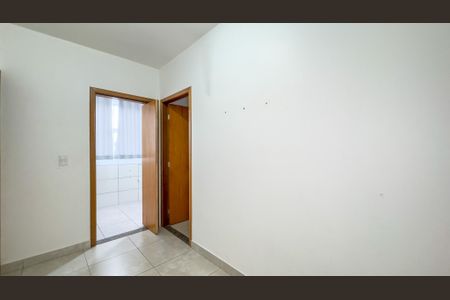 Sala de casa para alugar com 1 quarto, 27m² em Jardim São Luís, São Paulo