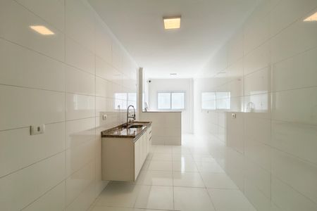 Apartamento para alugar com 117m², 3 quartos e 2 vagas Apartamento para alugar com 117m², 3 quartos e 2 vagasCozinha