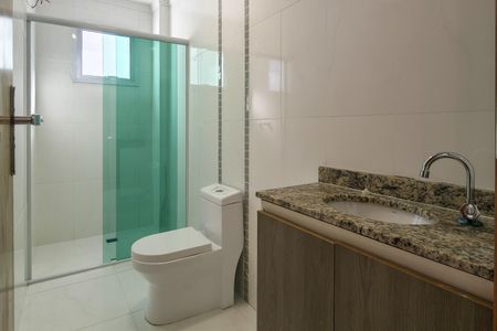 Apartamento para alugar com 117m², 3 quartos e 2 vagas Apartamento para alugar com 117m², 3 quartos e 2 vagasBanheiro da Suíte 1
