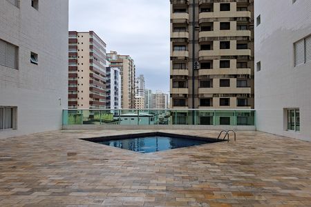 Apartamento para alugar com 117m², 3 quartos e 2 vagas Apartamento para alugar com 117m², 3 quartos e 2 vagasÁrea comum - Piscina