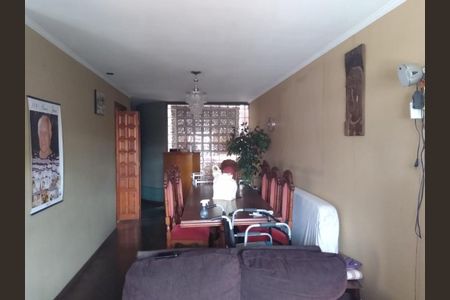 Casa à venda com 6 quartos, 340m² em Vila Guarani (Zona Sul), São Paulo