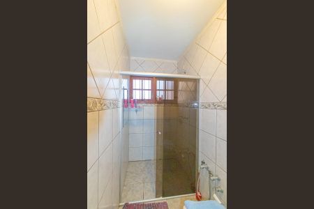 Banheiro Social de casa à venda com 3 quartos, 190m² em Niterói, Canoas