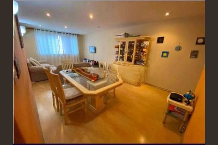 Apartamento à venda com 102m², 2 quartos e 1 vaga