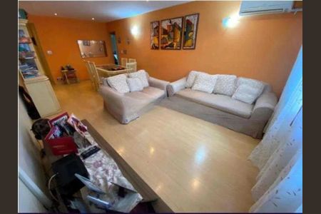 Apartamento à venda com 102m², 2 quartos e 1 vaga