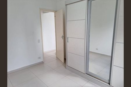 Apartamento à venda com 68m², 2 quartos e 1 vaga